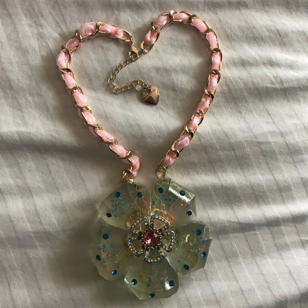 Betsey Johnson Flower Pendant Statement Necklace